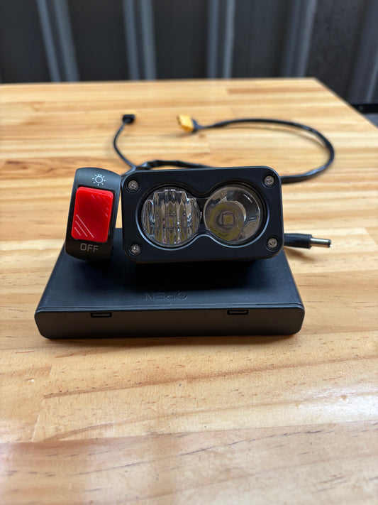 Battery powered Baja light